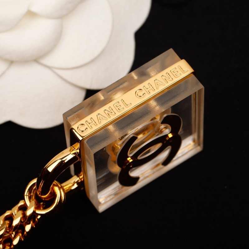 Ch**el necklaces